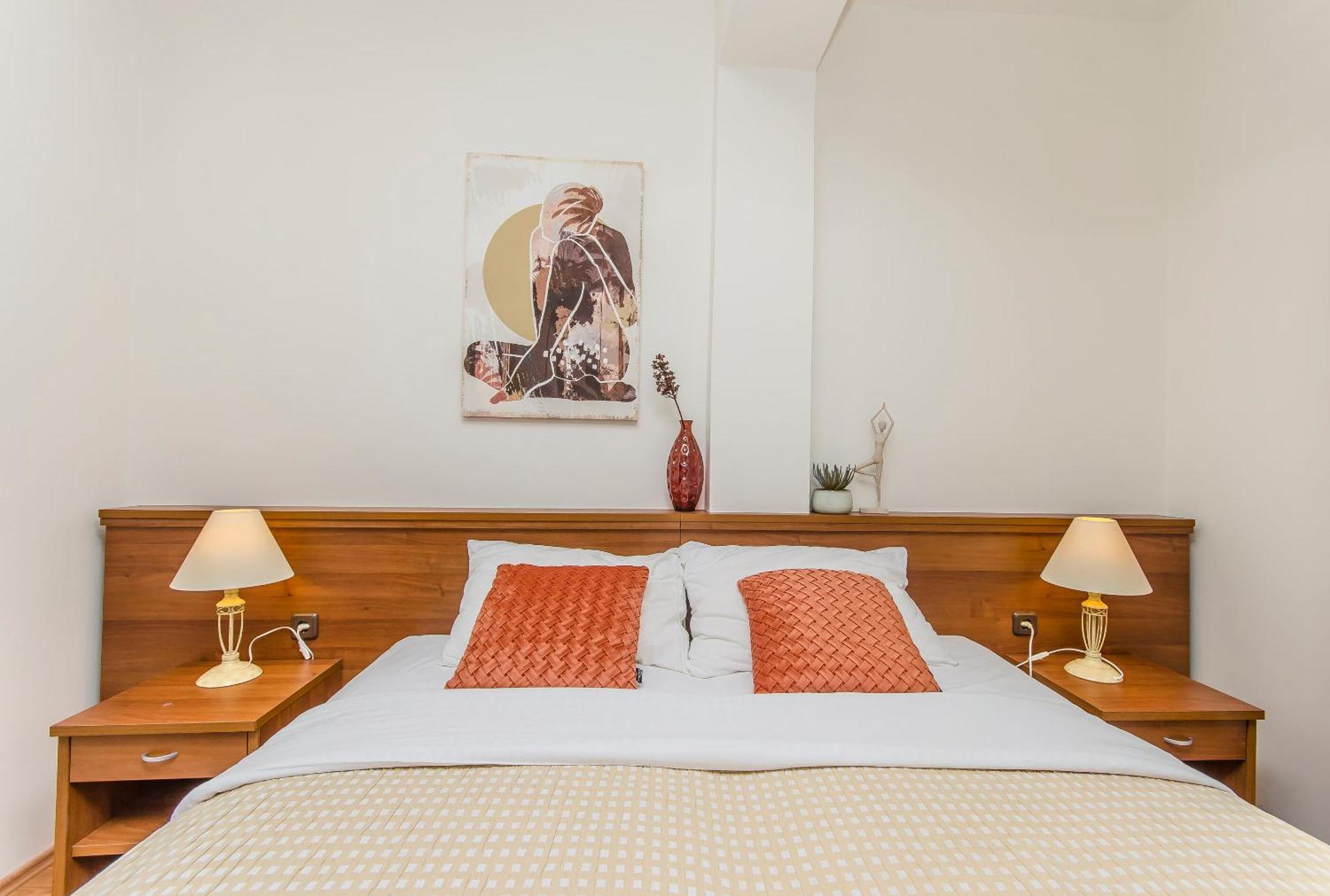 House Hotel Plava Laguna Тисно Экстерьер фото